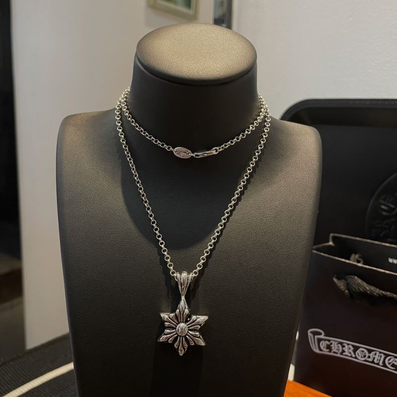 Ch*0me He**ts necklaces